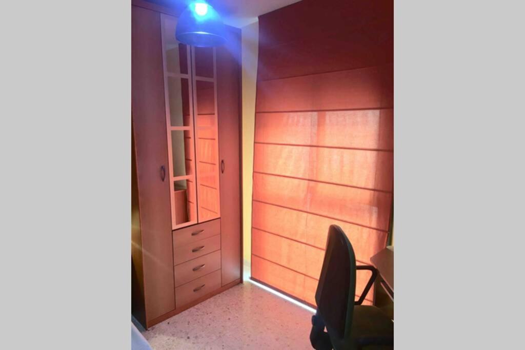 Confortable-Tranquilo Apartamento Junto Al Centro Malaga Luaran gambar