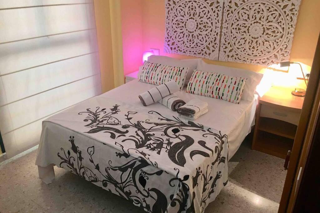 Confortable-Tranquilo Apartamento Junto Al Centro Malaga Luaran gambar