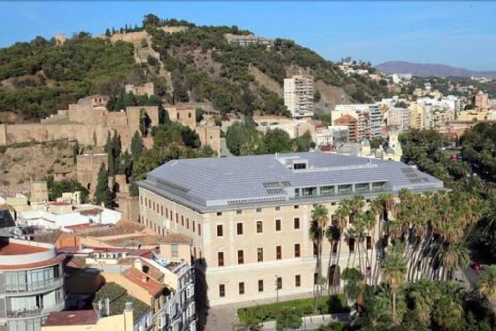 Confortable-Tranquilo Apartamento Junto Al Centro Malaga Luaran gambar